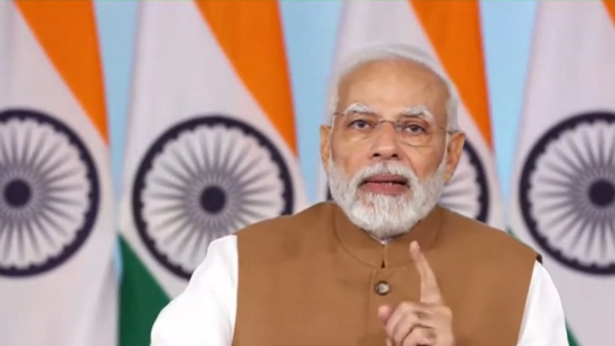 PM Modi also urged small businesses based in villages to shift to digital transactions and requested banks to connect with at least 100 merchants through branches in their respective areas to fully switch to digital for all transactions.