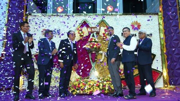 Nexus Select Trust share price jumps after positive listing. Buy, hold or exit?